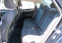 2023 Kia K5 LXS - Image 43