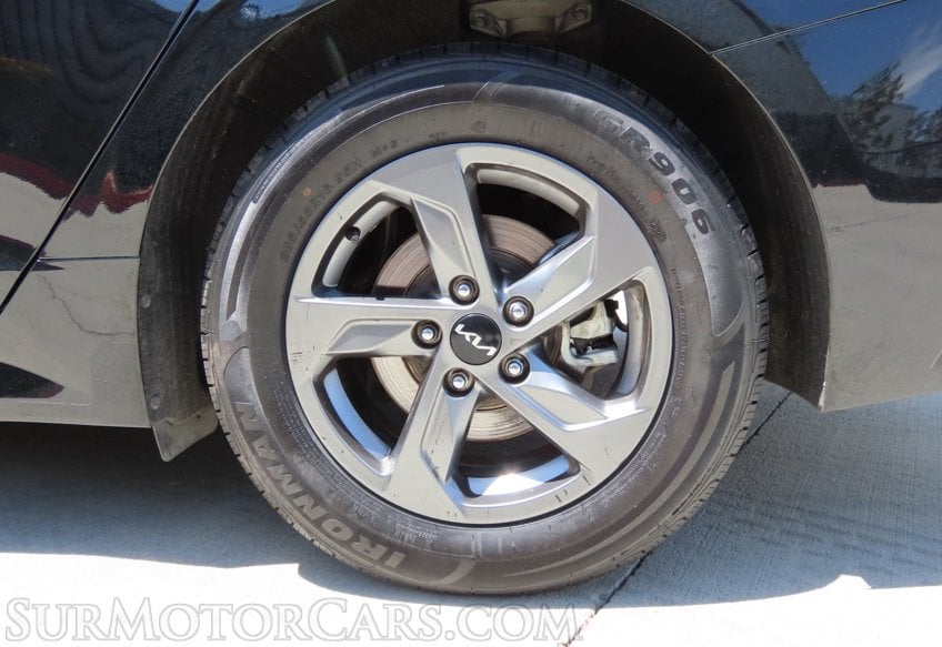 2023 Kia K5 LXS - Image 16