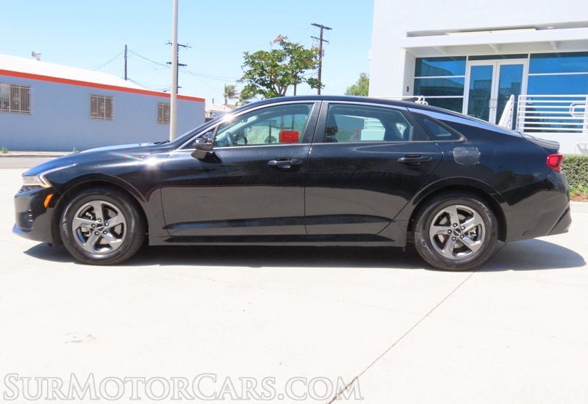 2023 Kia K5 LXS - Image 5