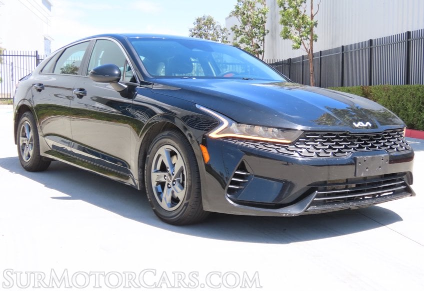 2023 Kia K5 LXS - Image 3