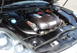 2015 Porsche Cayenne S E-Hybrid - Image 77