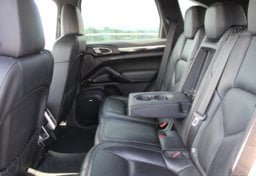 2015 Porsche Cayenne S E-Hybrid - Image 41
