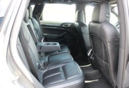 2015 Porsche Cayenne S E-Hybrid - Image 42