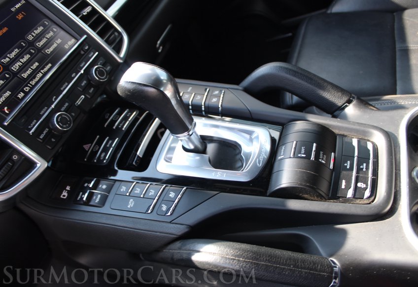 2015 Porsche Cayenne S E-Hybrid - Image 60