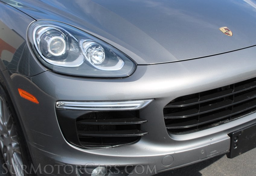 2015 Porsche Cayenne S E-Hybrid - Image 17