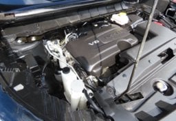 2022 Nissan Pathfinder SL - Image 40