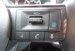 2022 Nissan Pathfinder SL - Image 21