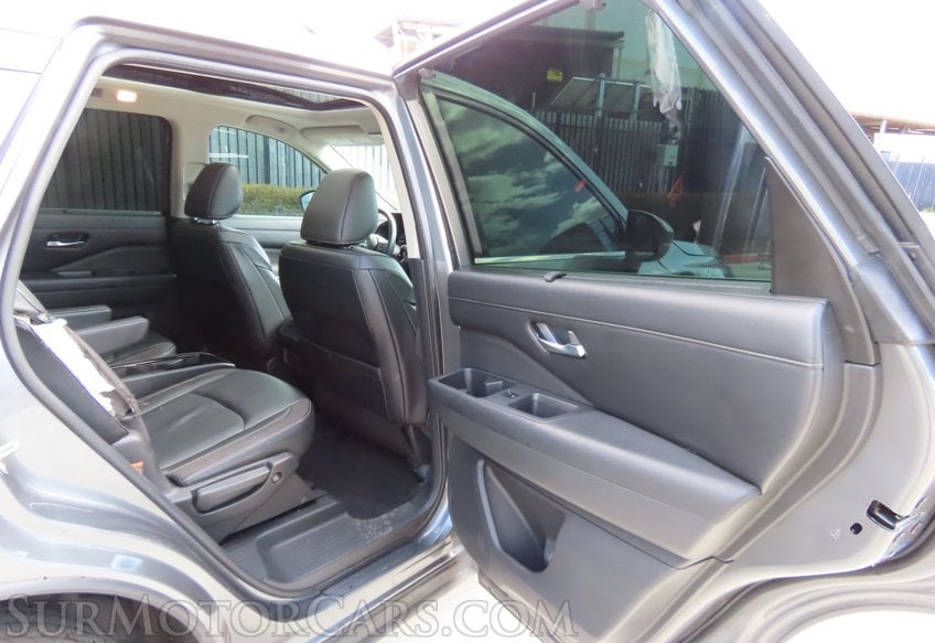 2022 Nissan Pathfinder SL - Image 53