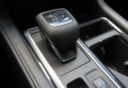 2022 Nissan Pathfinder SL - Image 14