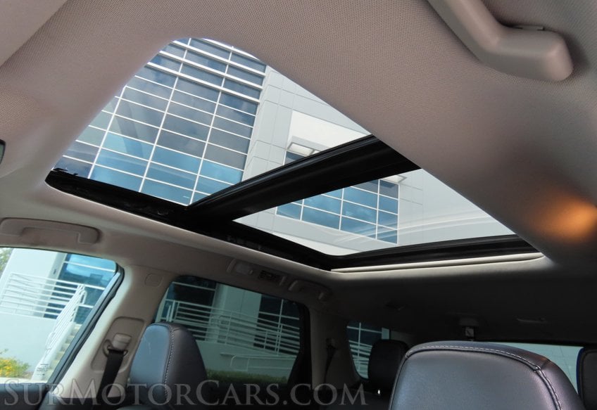 2022 Nissan Pathfinder SL - Image 29