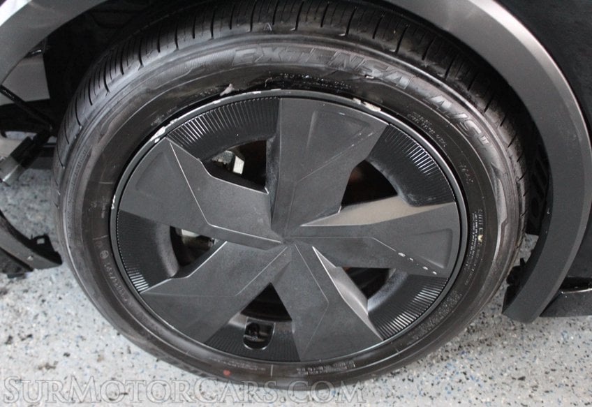 2026 Toyota Prius - Image 25