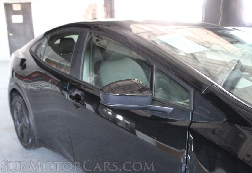 2026 Toyota Prius - Image 14