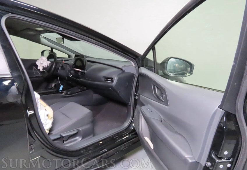 2026 Toyota Prius LE - Image 20