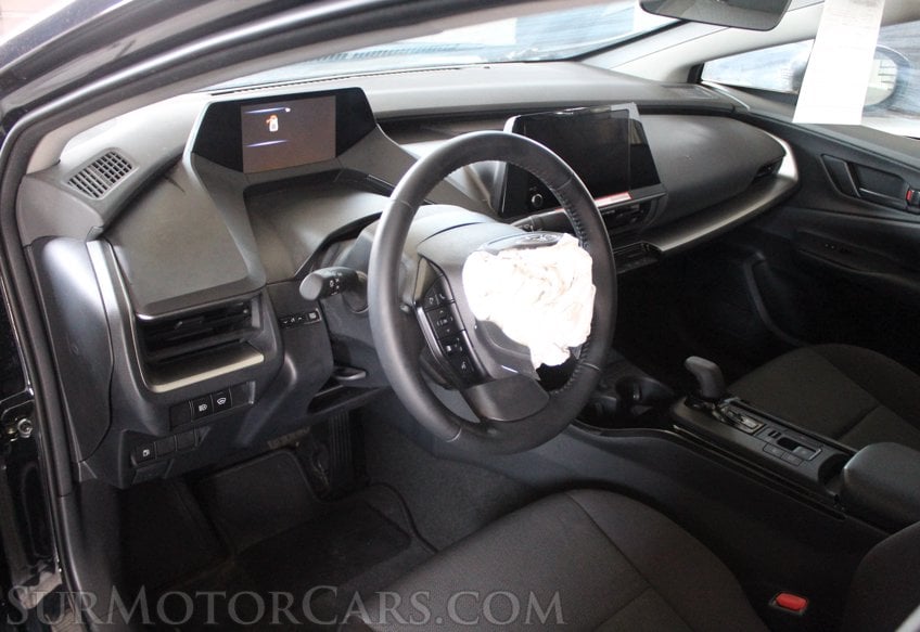 2026 Toyota Prius - Image 37