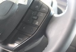 2026 Toyota Prius - Image 38