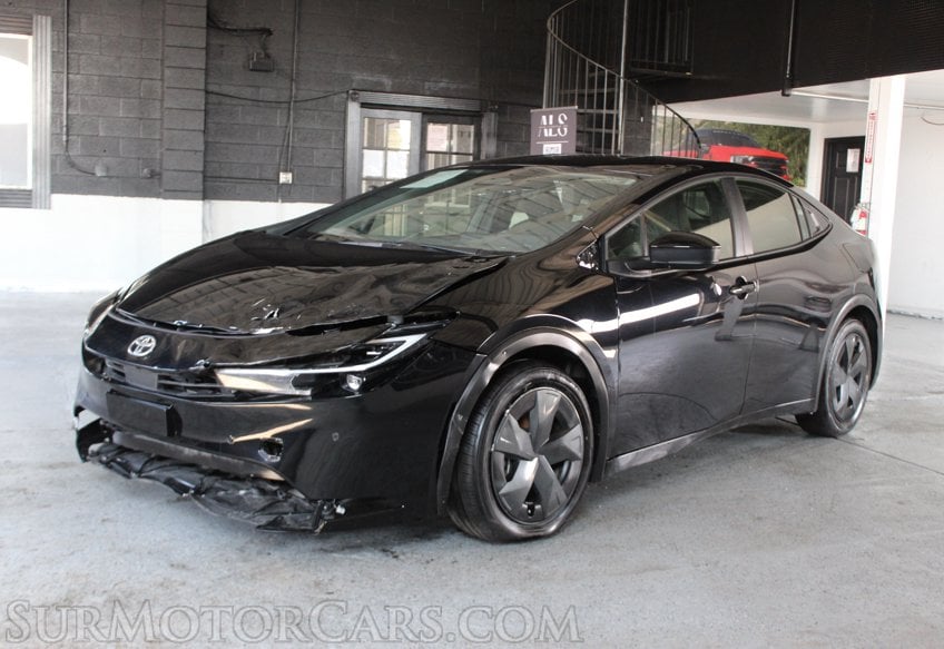 2026 Toyota Prius - Image 4