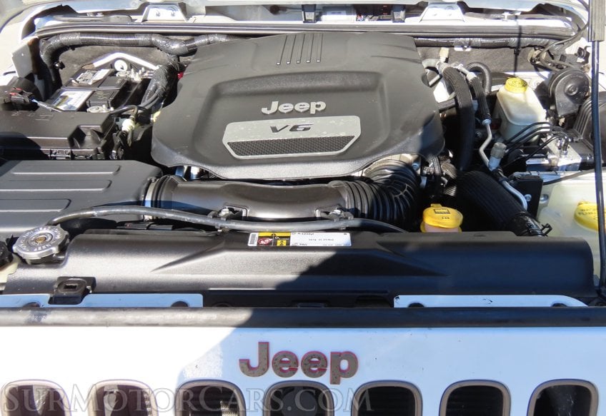 2016 Jeep Wrangler - Image 40