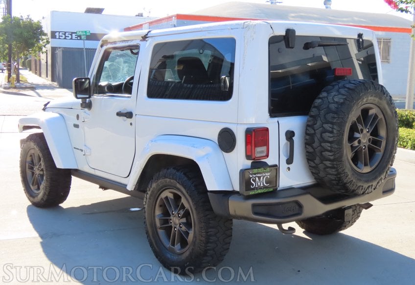2016 Jeep Wrangler - Image 9