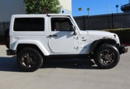 2016 Jeep Wrangler - Image 5