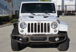 2016 Jeep Wrangler - Image 12