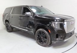 2023 GMC Yukon XL Denali - Image 2