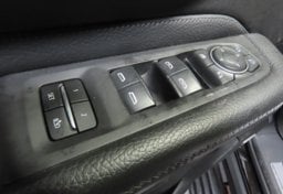 2023 GMC Yukon XL Denali - Image 48