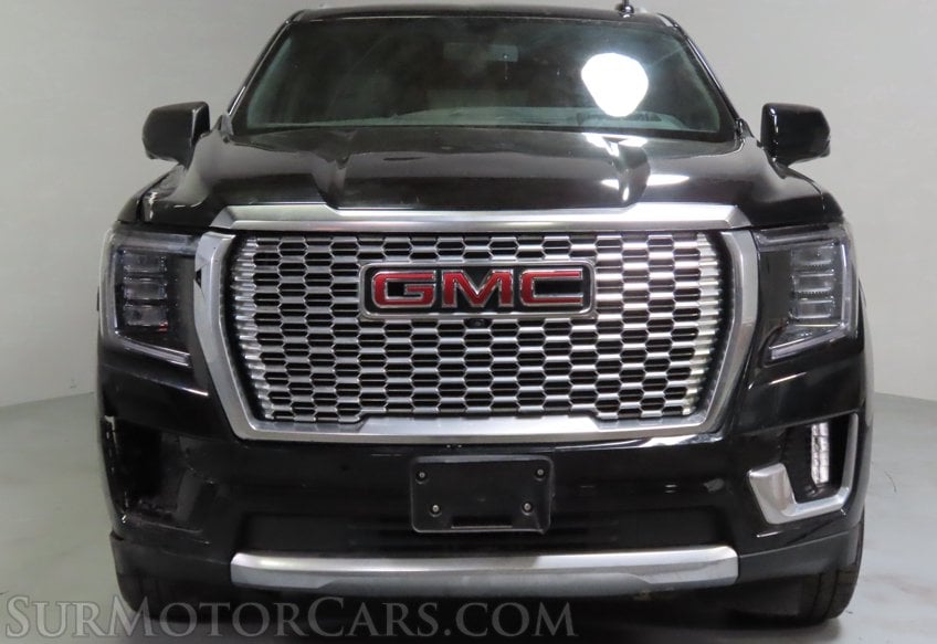2023 GMC Yukon XL Denali - Image 12