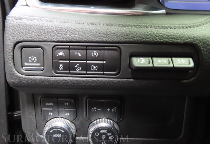 2023 GMC Yukon XL Denali - Image 46