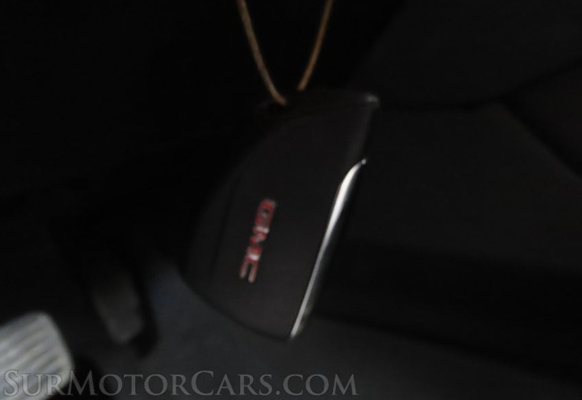 2023 GMC Yukon XL Denali - Image 39