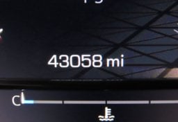 2023 GMC Yukon XL Denali - Image 42