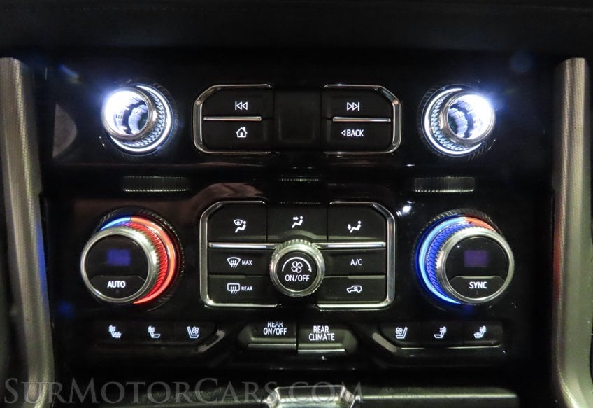 2023 GMC Yukon XL Denali - Image 44