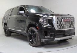 2023 GMC Yukon XL Denali - Image 4