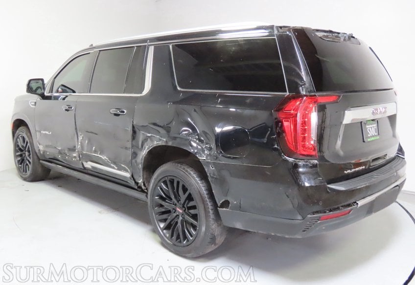 2023 GMC Yukon XL Denali - Image 9