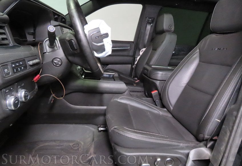 2023 GMC Yukon XL Denali - Image 31