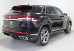 2024 Volkswagen Atlas Cross Sport SEL R-Line - Image 8