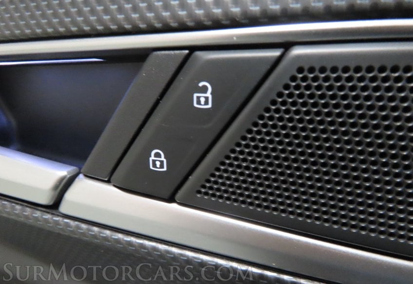 2024 Volkswagen Atlas Cross Sport SEL R-Line - Image 28