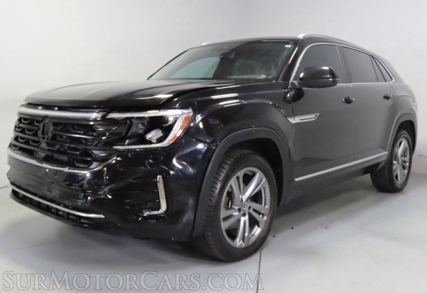 2024 Volkswagen Atlas Cross Sport SEL R-Line - Image 4