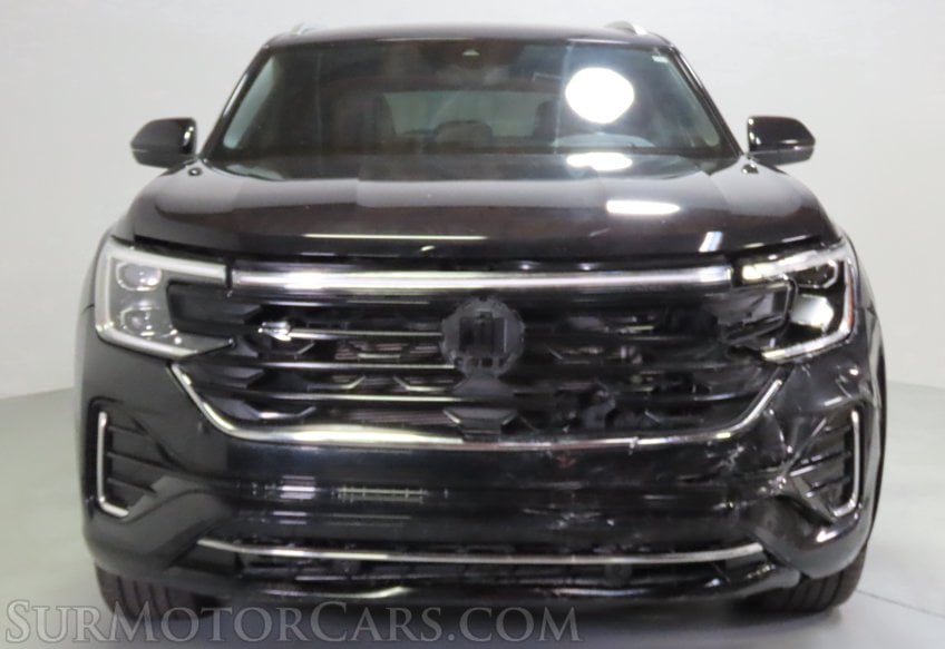2024 Volkswagen Atlas Cross Sport SEL R-Line - Image 11