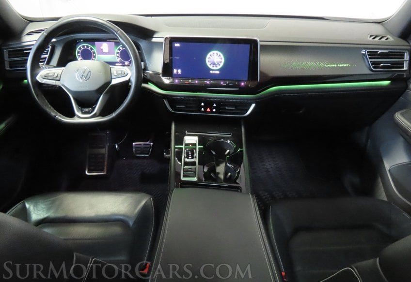 2024 Volkswagen Atlas Cross Sport SEL R-Line - Image 49
