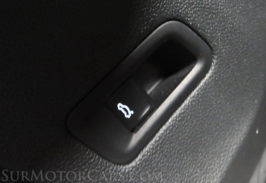 2024 Volkswagen Atlas Cross Sport SEL R-Line - Image 29
