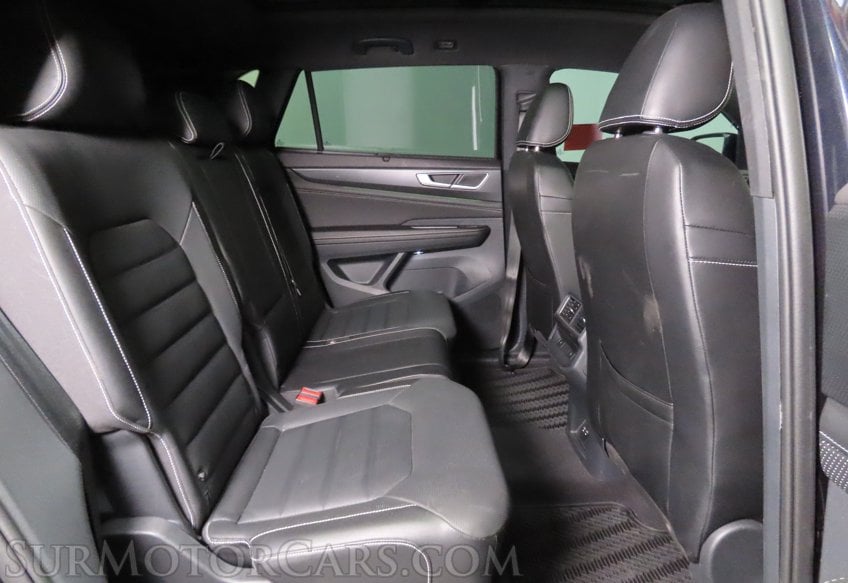 2024 Volkswagen Atlas Cross Sport SEL R-Line - Image 57
