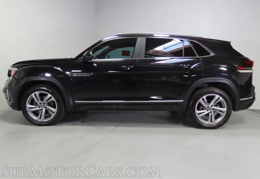 2024 Volkswagen Atlas Cross Sport SEL R-Line - Image 6