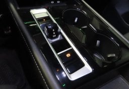 2024 Volkswagen Atlas Cross Sport SEL R-Line - Image 21