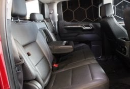 2023 GMC Sierra 1500 4x4 SLT - Image 39