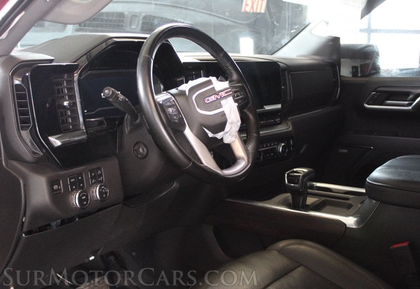 2023 GMC Sierra 1500 4x4 SLT - Image 33