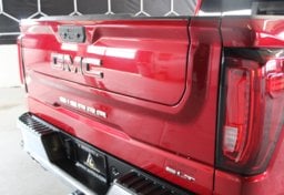 2023 GMC Sierra 1500 4x4 SLT - Image 20