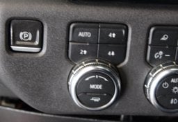2023 GMC Sierra 1500 4x4 SLT - Image 52