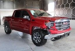 2023 GMC Sierra 1500 4x4 SLT - Image 3