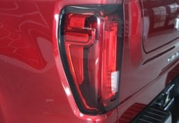 2023 GMC Sierra 1500 4x4 SLT - Image 24