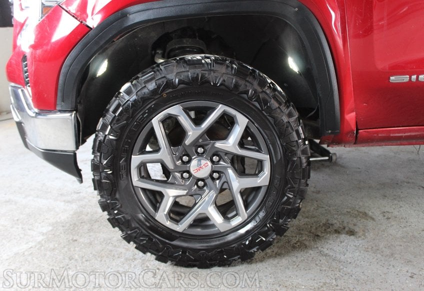 2023 GMC Sierra 1500 4x4 SLT - Image 29